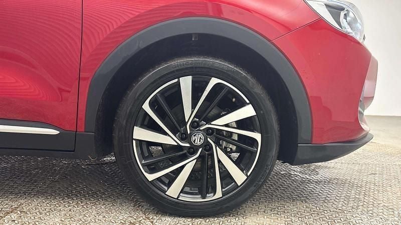 Used MG ZS Trophy 2024 Red Hatchback