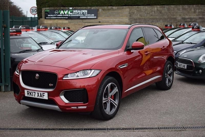 Used Jaguar F-Pace S 300 HP (220 kW) 2017 Red SUV