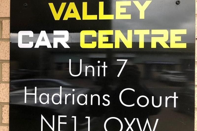 Used Peugeot 208 Prestige 208 HP (152 kW) 2017 White Hatchback