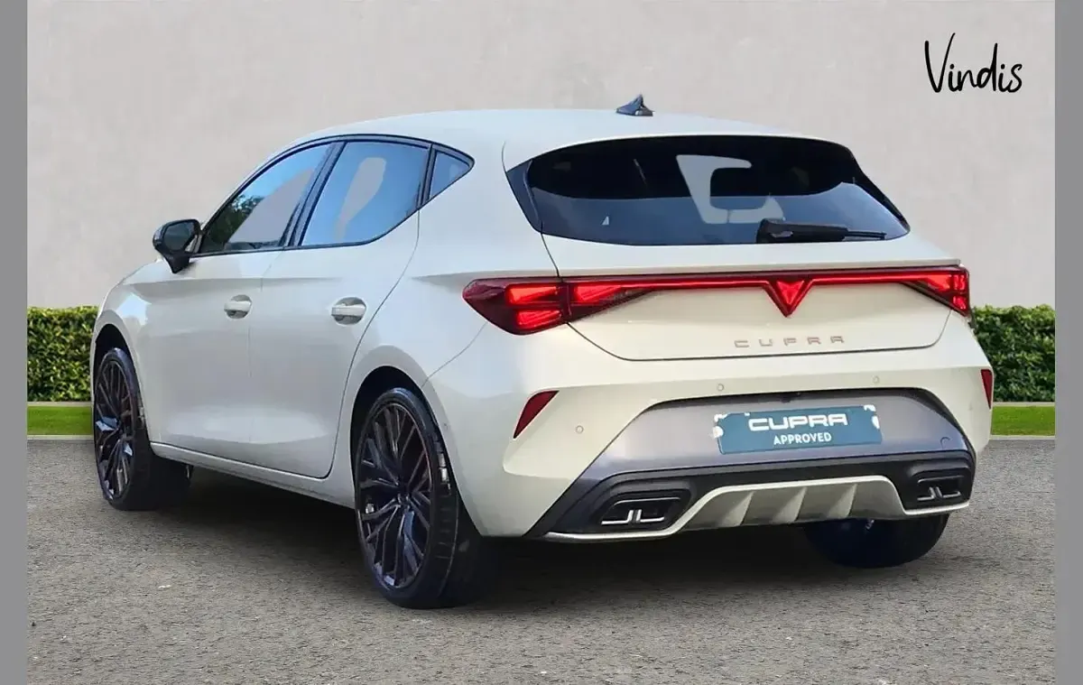 Used Cupra Leon 147 HP (108 kW) 2026 Grey Hatchback