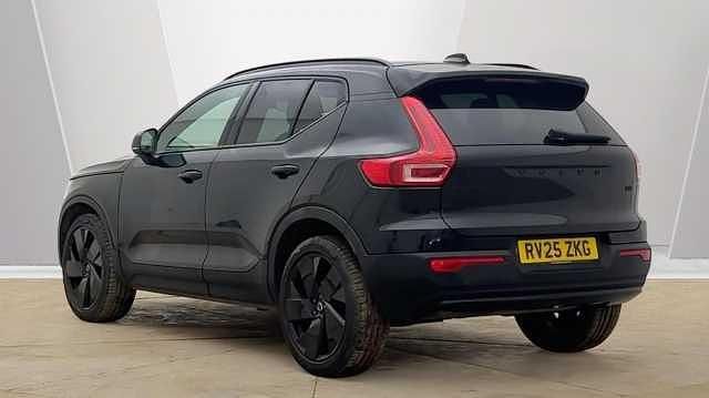 Usado Volvo XC40 Plus 161 HP (118 kW) 2025 SUV