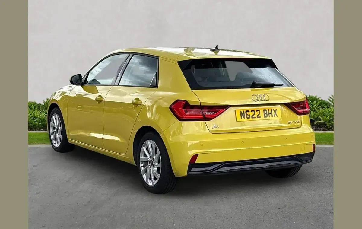 Used Audi A1 Sport 108 HP (79 kW) 2022 Yellow SUV