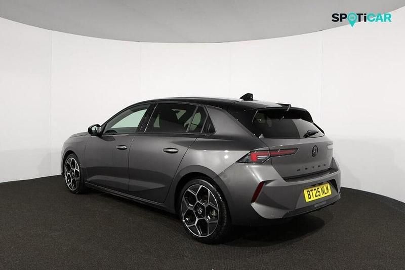 Used Vauxhall Astra Ultimate 130 HP (95 kW) 2025 Grey Hatchback