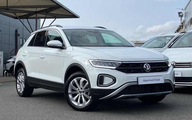 Used 2026 VW T-Roc Match SUV | £22,795 (Good price) - Image 1/4