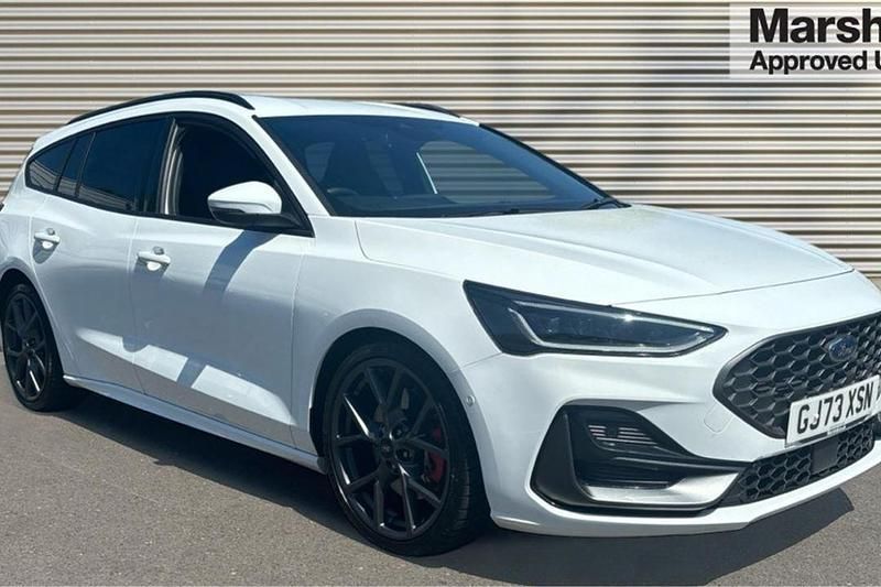 White Used 2023 Ford Focus ST Estate | £26,814 (Fair price) - Image 1/4
