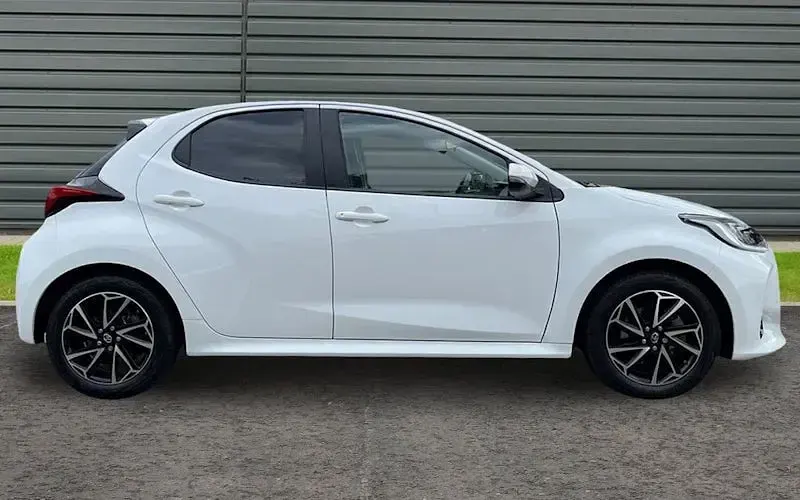 Used Toyota Yaris Design 116 HP (85 kW) 2026 Hatchback