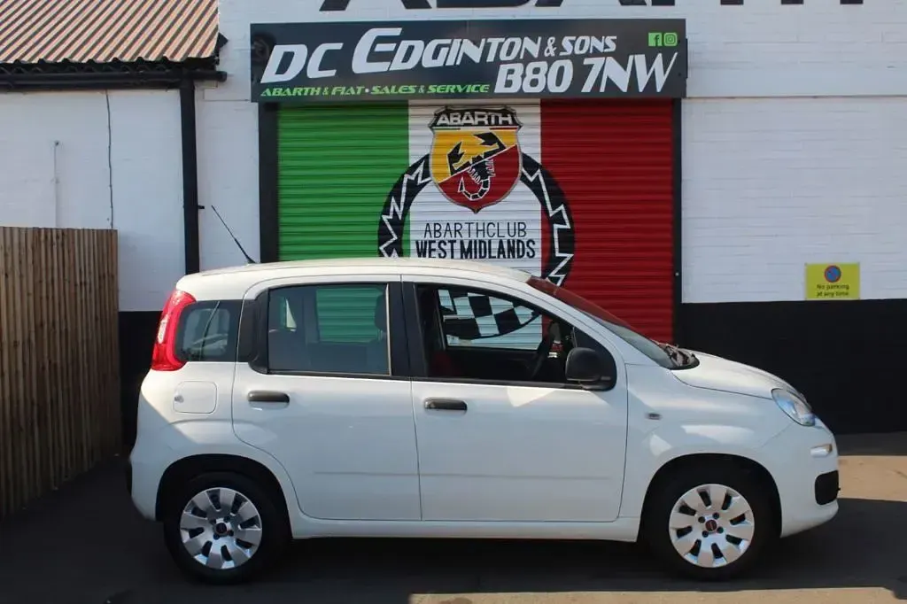 Used Fiat Panda Pop 69 HP (50 kW) 2014 White Hatchback
