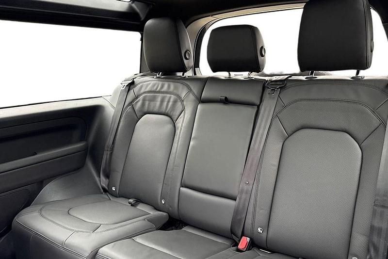 Used Land Rover Defender HSE Dynamic 2024 Black SUV