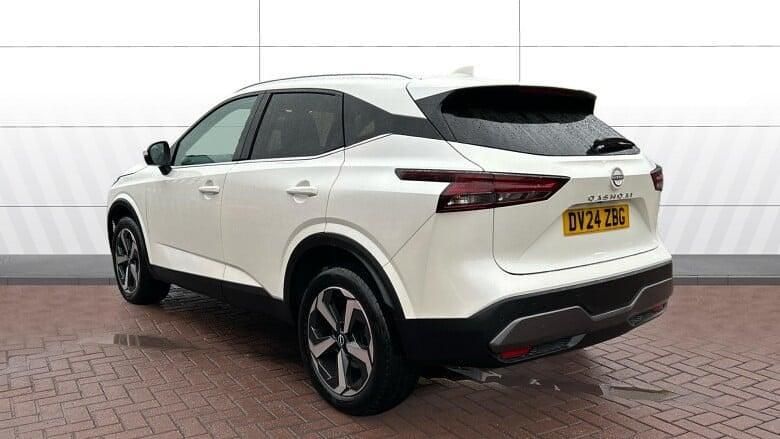 Used Nissan Qashqai N-Connecta 158 HP (116 kW) 2023 White SUV