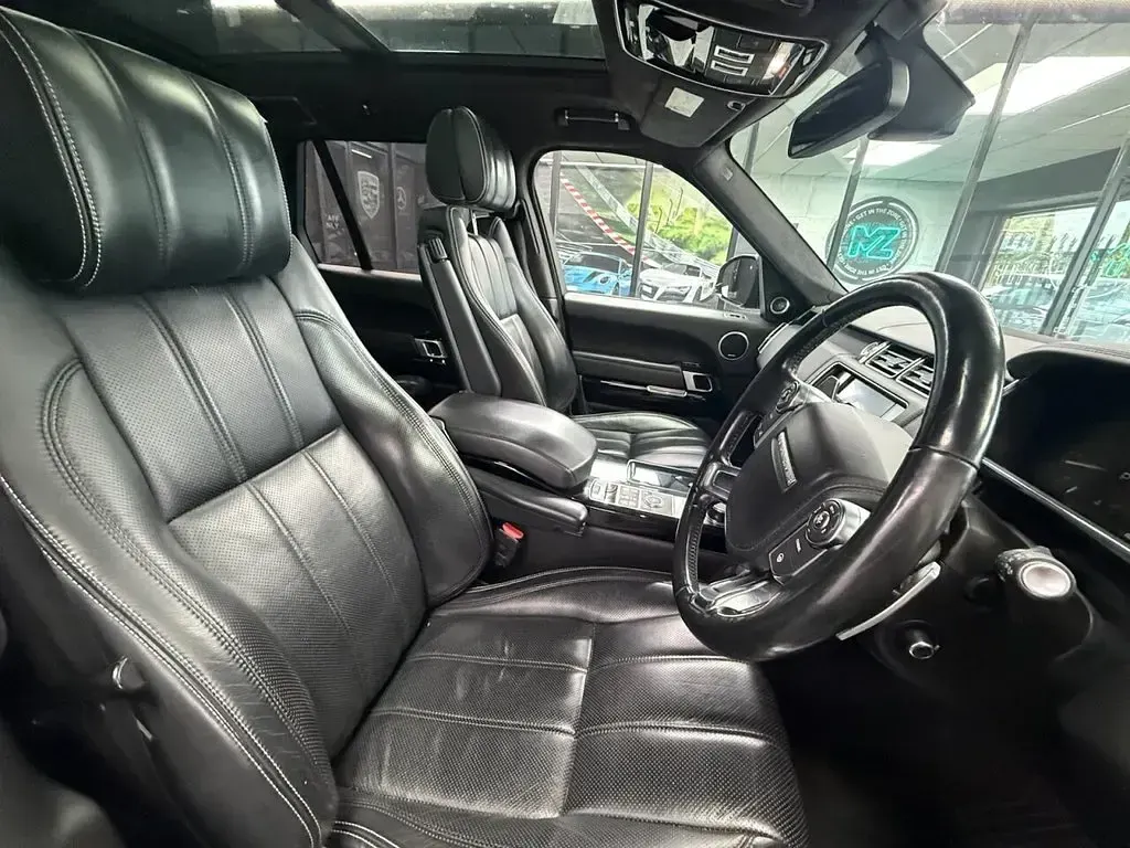 Used Land Rover Range Rover Autobiography 339 HP (249 kW) 2016 Black SUV