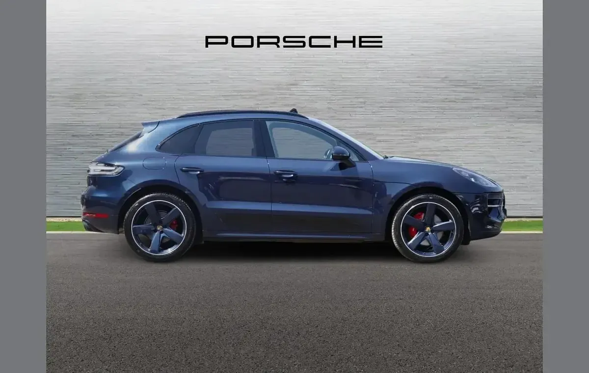 Used Porsche Macan 374 HP (275 kW) 2021 Blue SUV