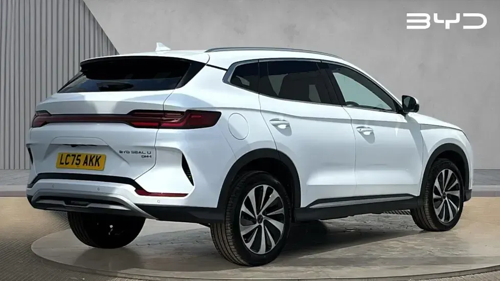 Used BYD Seal U Comfort 218 HP (160 kW) 2025 White SUV