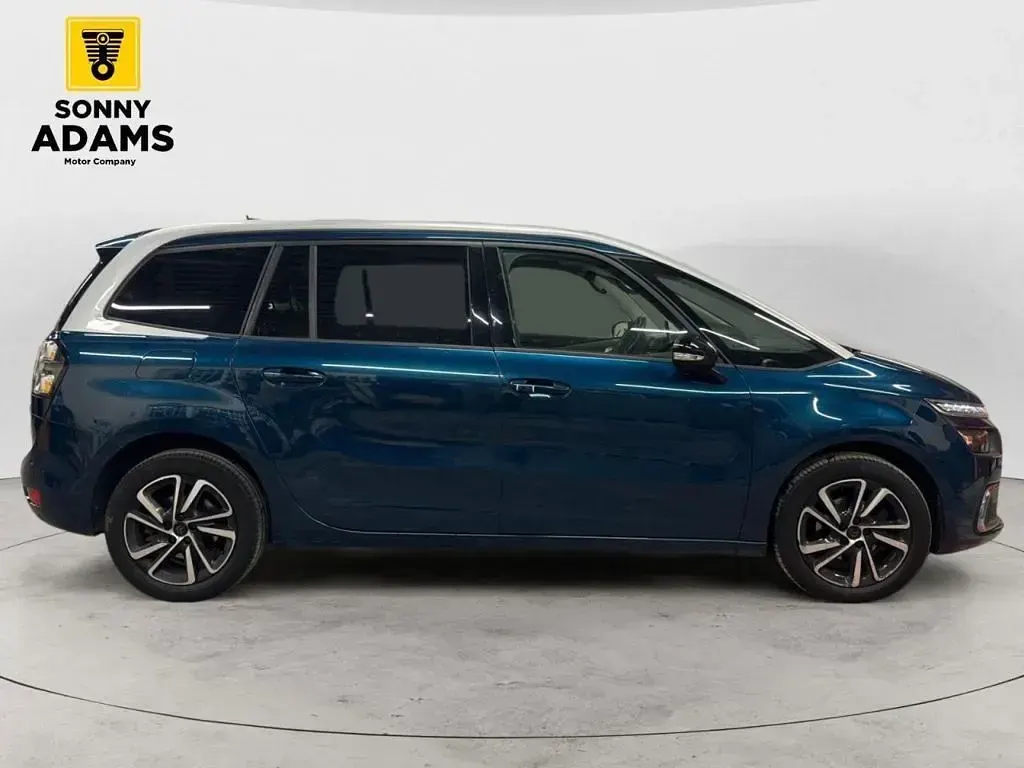 Used Citroën C4 SpaceTourer PureTech 2022 Blue MPV