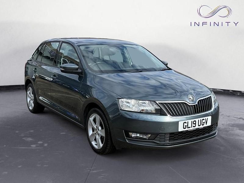 Grey Used 2019 Skoda Rapid SE Hatchback | £5,999 (Fair price) - Image 1/4