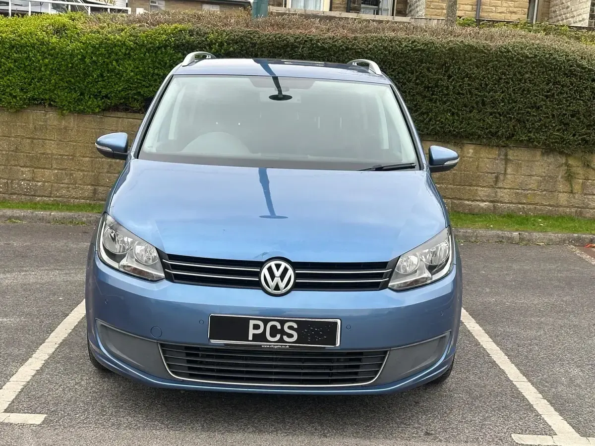 Used VW Touran SE 105 HP (77 kW) 2012 Blue MPV