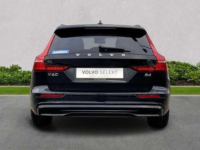 Used Volvo V60 Ultra 194 HP (142 kW) 2025 Estate