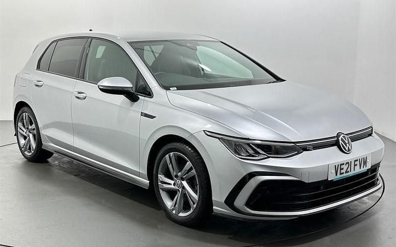 Used 2023 VW Golf VIII R-line Hatchback | £17,250 (Good price) - Image 1/3