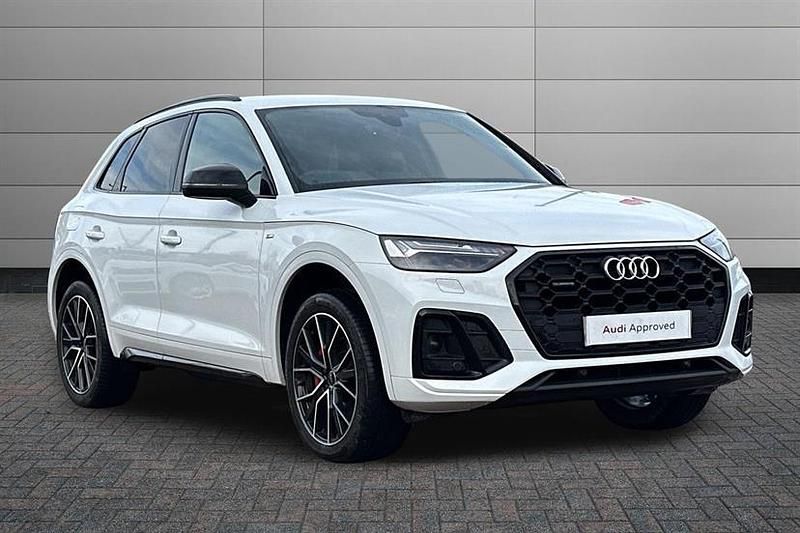 White Used 2022 Audi Q5 Comfort SUV | £28,650 (Good price) - Image 1/4
