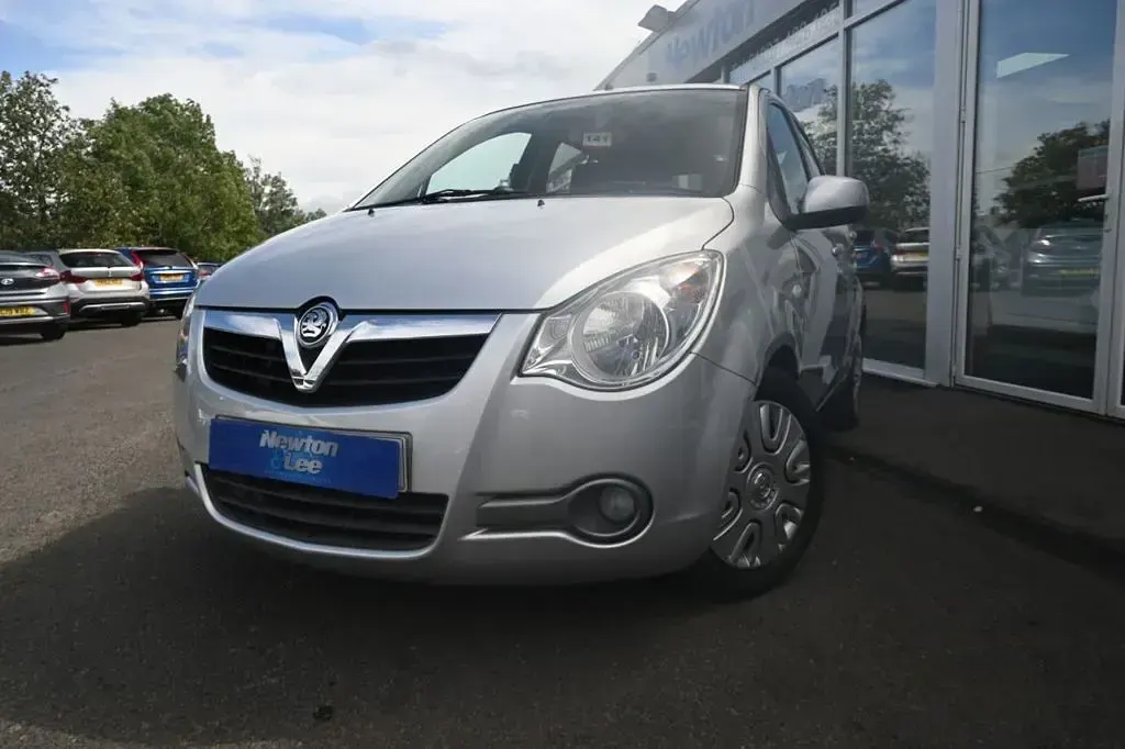 Used Vauxhall Agila S 94 HP (69 kW) 2012 Silver MPV