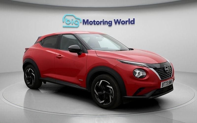 Used Nissan Juke N-Connecta 143 HP (105 kW) 2023 Red SUV