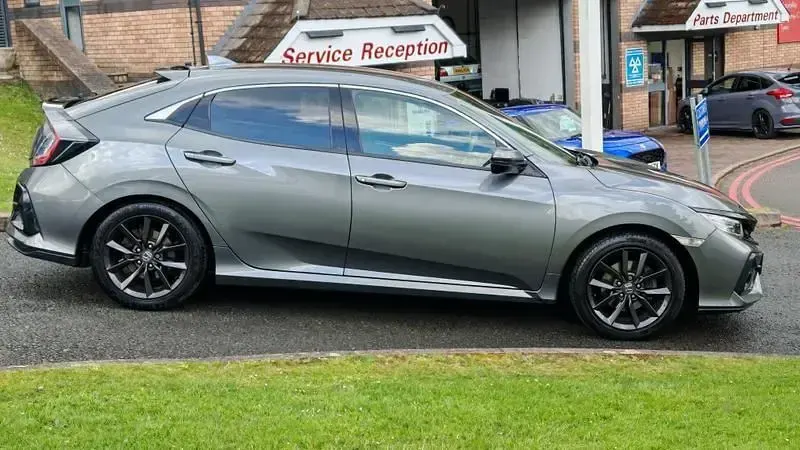 Second-hand Honda Civic SR 120 CP (88 kW) 2020 Gri Hatchback