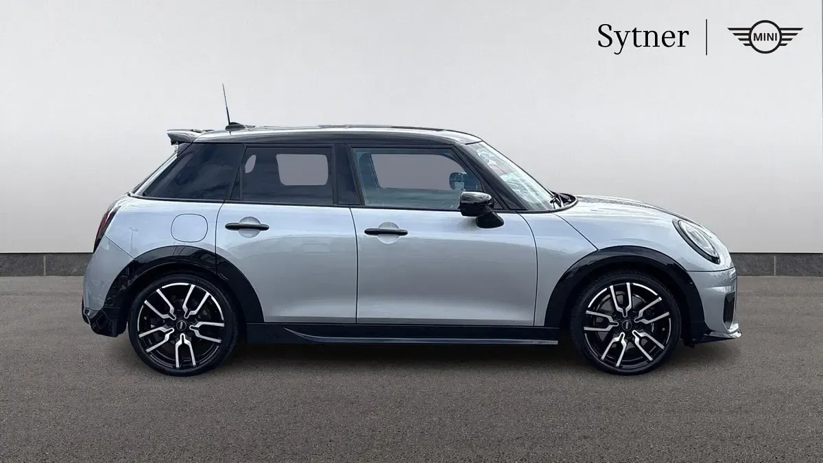 Used Mini Cooper S Hatch 201 HP (147 kW) 2025 Silver Hatchback