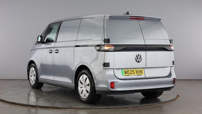 Used VW ID. Buzz Pro 210 kW (286 HP) 2025 Silver MPV