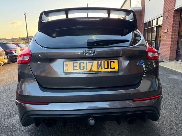 Used Ford Focus RS 350 HP (257 kW) 2017 Grey Hatchback