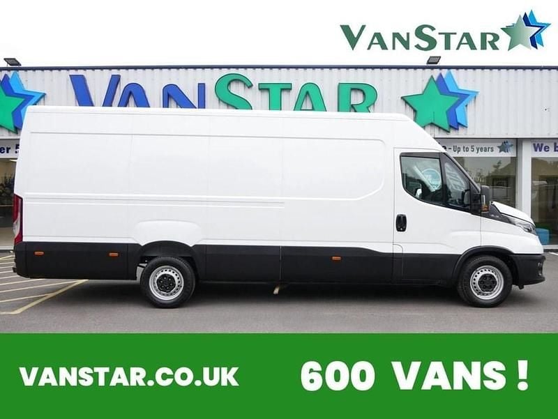 White Used 2022 Iveco Daily Van | £19,789 (Expensive) - Image 1/4