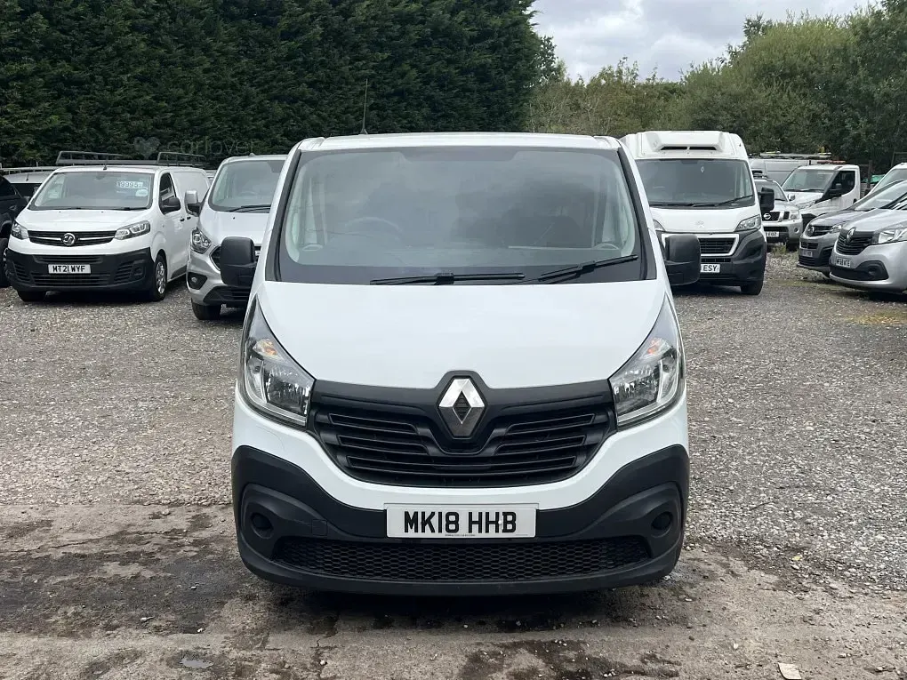 Used Renault Trafic Business 2018 White MPV