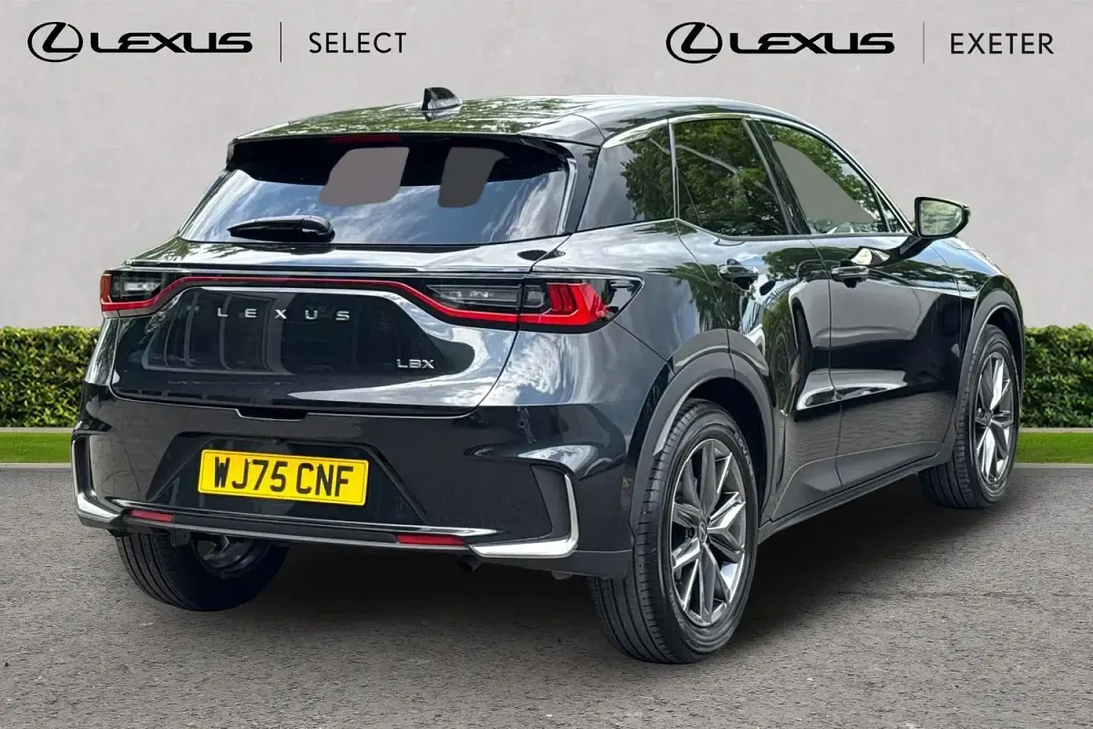 Used Lexus LBX 136 HP (100 kW) 2025 Eclipse black SUV