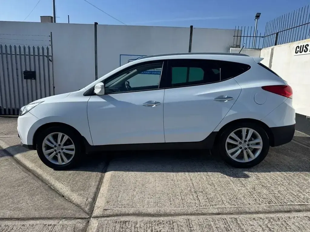 Usado Hyundai ix35 Premium 134 HP (98 kW) 2010 Branco SUV