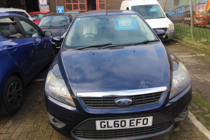 Blue Used 2010 Ford Focus Zetec Hatchback | £2,350 (Fair price) - Image 1/4