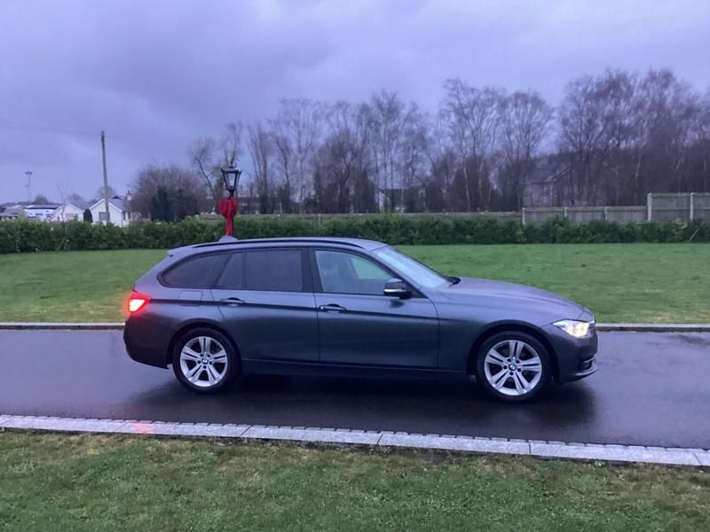 Used BMW 316 Sport Line 116 HP (85 kW) 2018 Grey Estate