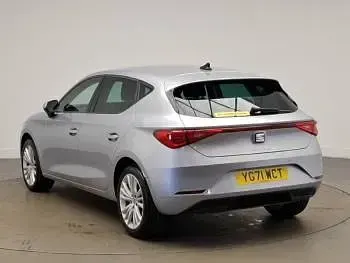 Used Seat Leon SE Dynamic 130 HP (95 kW) 2022 Silver Hatchback