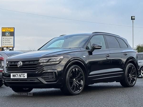 Black Used 2022 VW Touareg Black Edition SUV | £39,450 (Good price) - Image 1/4