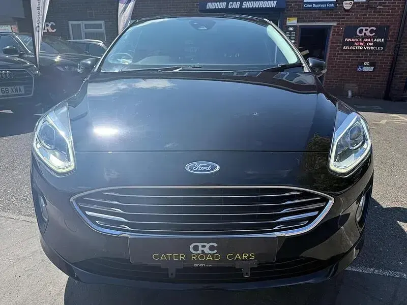 Used Ford Fiesta Titanium 125 HP (91 kW) 2019 Black Hatchback