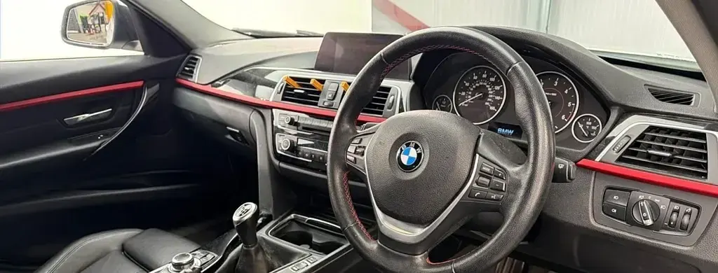 Used BMW 320 Efficient Dynamics 2016 Alpine white Sedan
