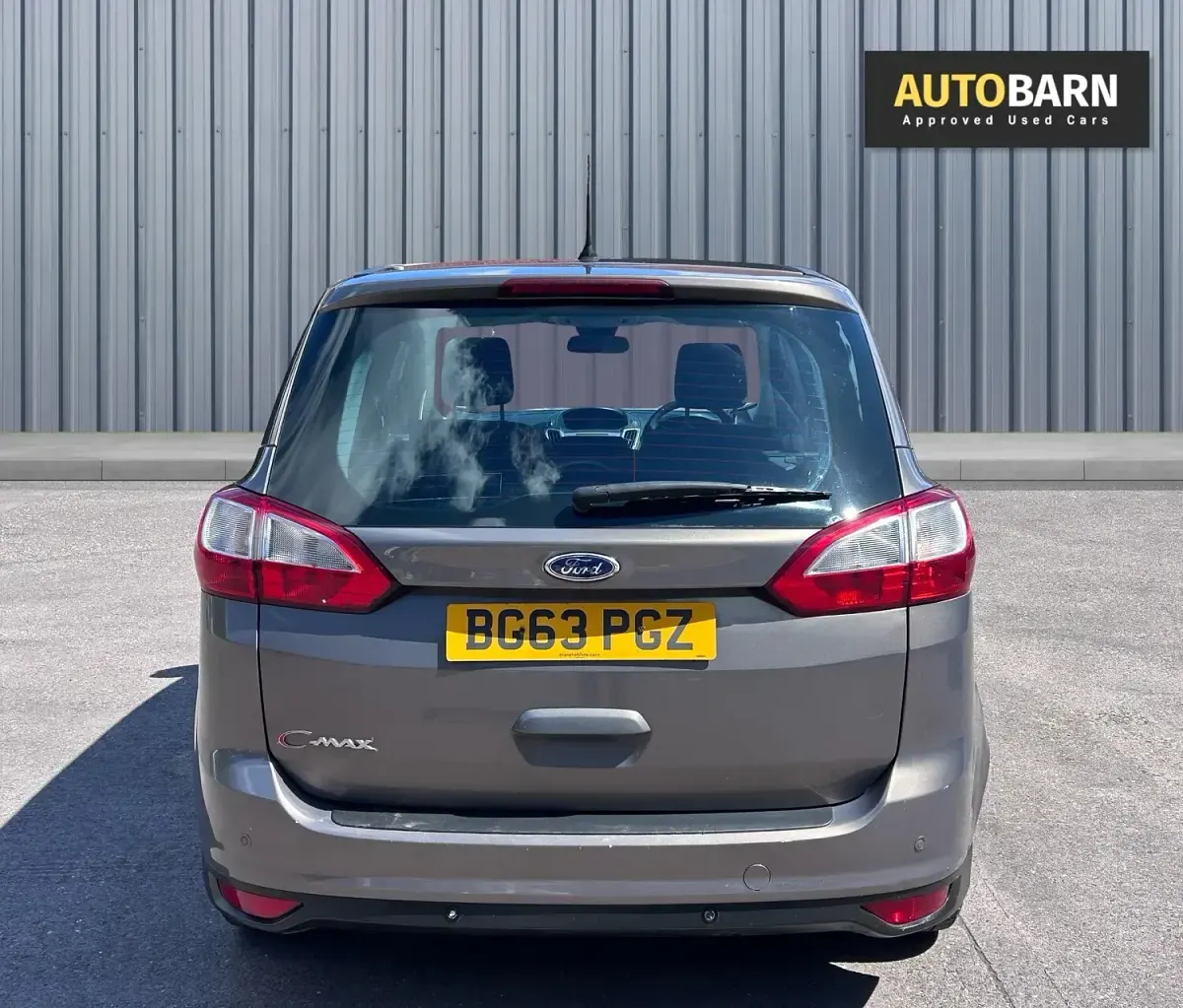 Used Ford Grand C-Max Zetec 115 HP (84 kW) 2013 Brown MPV