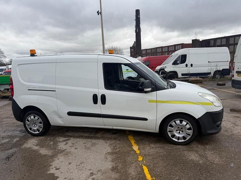 Used Fiat Doblò 2014 White MPV
