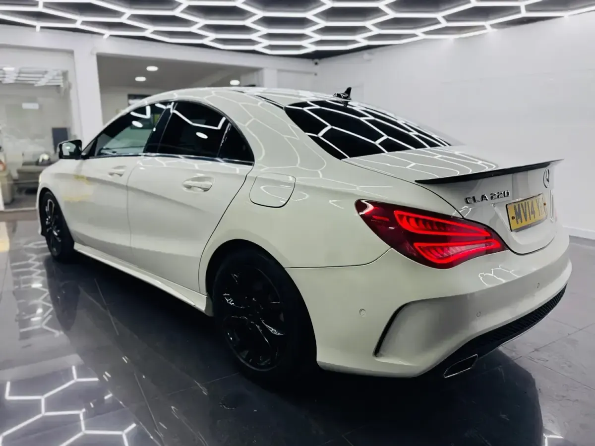 Used Mercedes CLA220 AMG 177 HP (130 kW) 2014 White Sedan