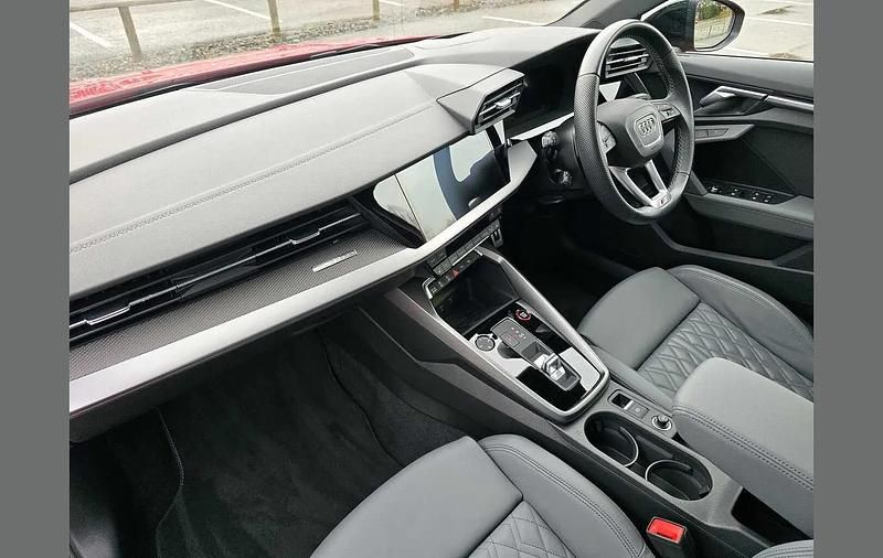 Used Audi S3 Sportback Advanced 310 HP (228 kW) 2022 Red Hatchback