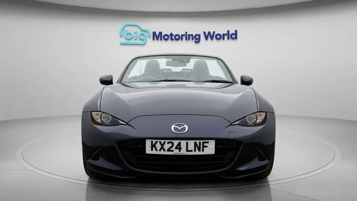 Used Mazda MX5 Exclusive-Line 132 HP (97 kW) 2024 Blue Cabriolet