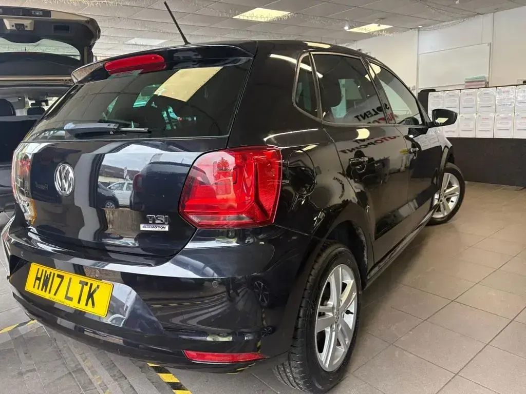 Used VW Polo Edition 90 HP (66 kW) 2017 Black Hatchback