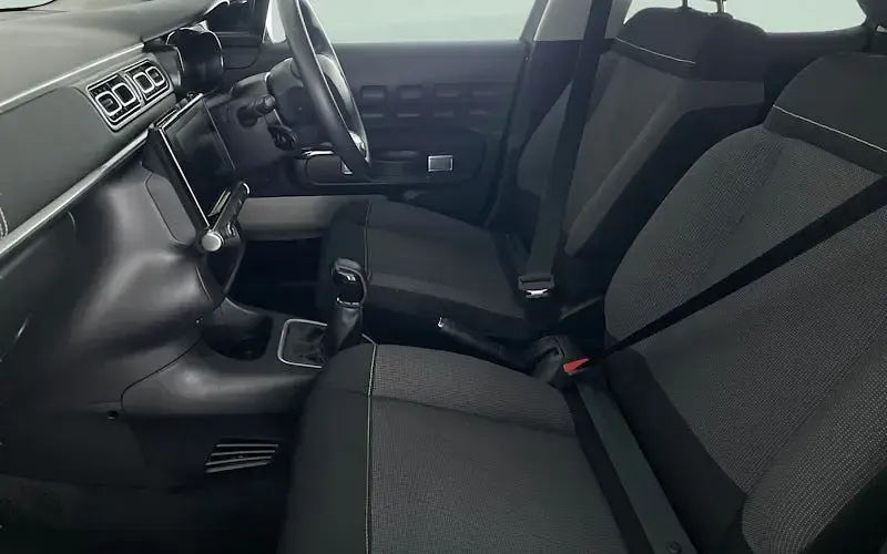 Usado Citroën C3 PureTech 83 CV (61 kW) 2023 Gris Utilitario