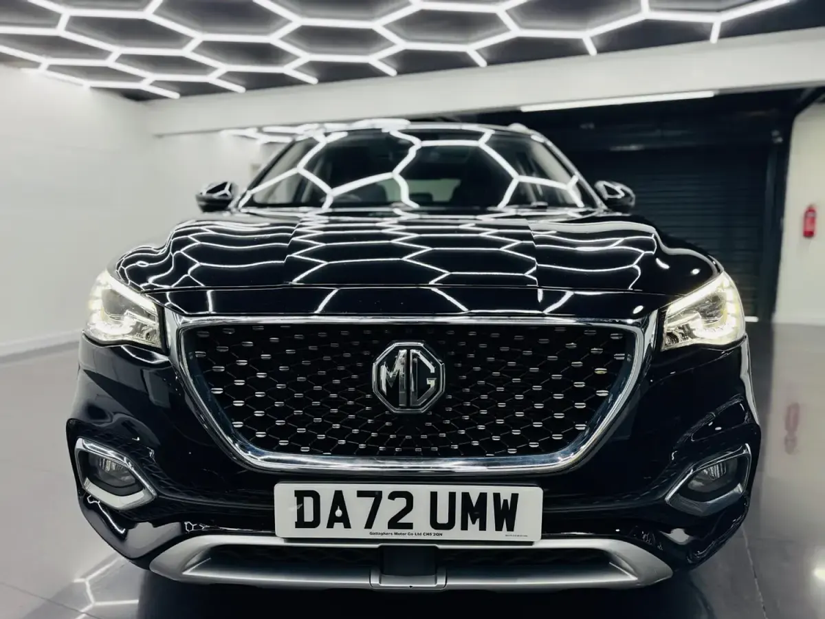 Used MG HS Exclusive 162 HP (119 kW) 2023 Black SUV