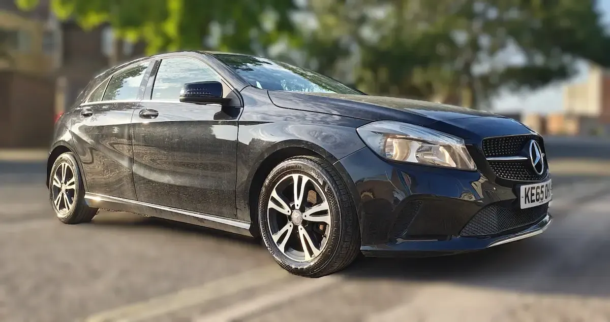 Used Mercedes A180 SE 107 HP (78 kW) 2016 Black Hatchback