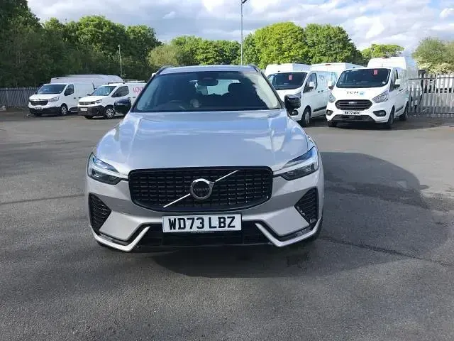 Used Volvo XC60 Plus 2023 Silver SUV