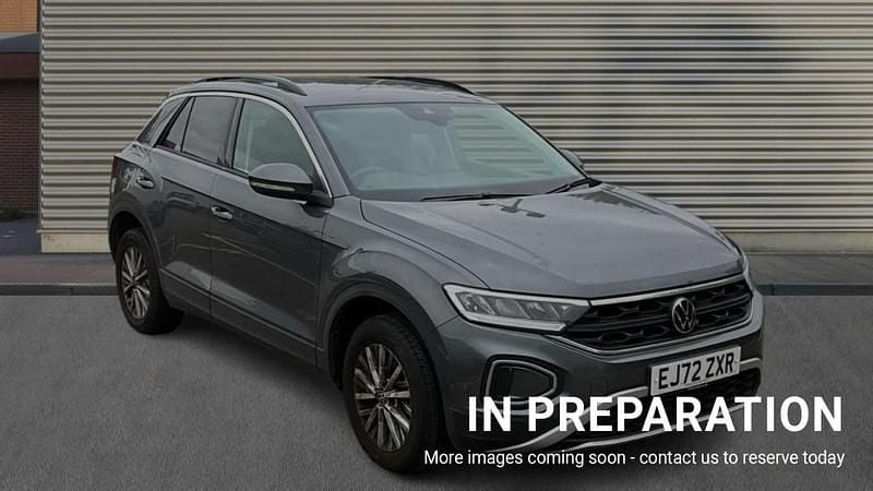 Indium grey metallic Used 2023 VW T-Roc Life SUV | £21,880 (Fair price) - Image 1/4