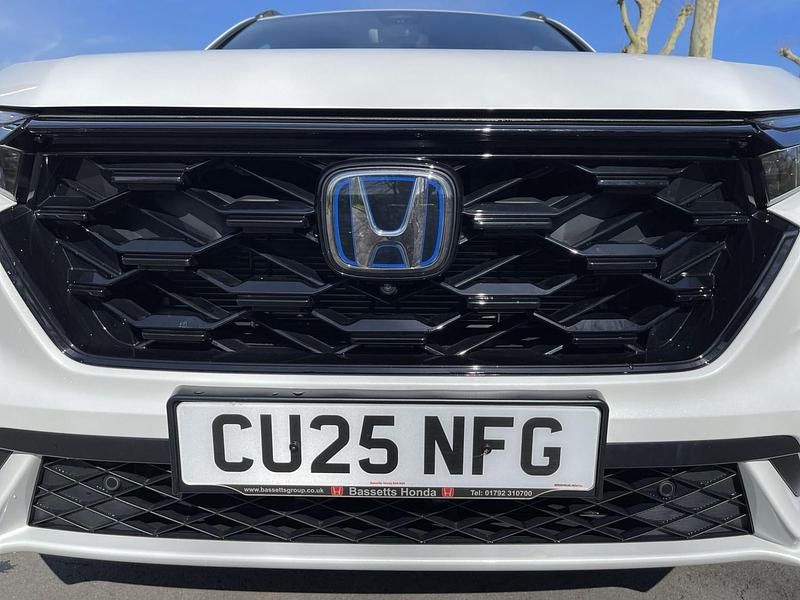 Used Honda CR-V Advance 181 HP (133 kW) 2025 White SUV